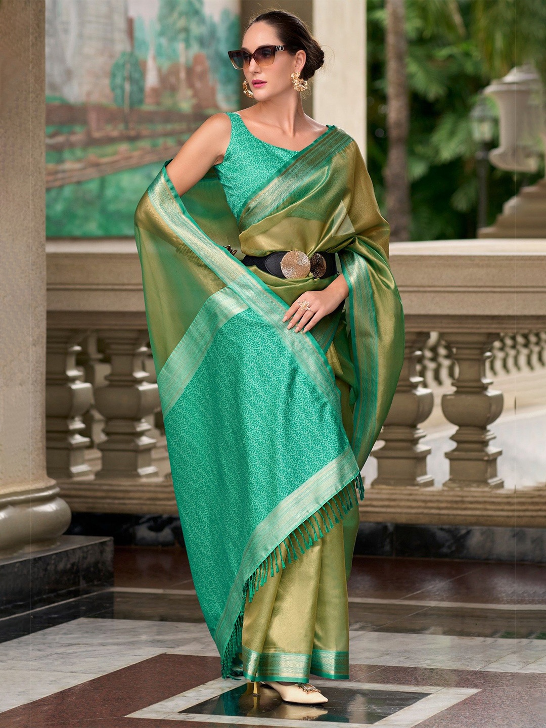 

MySilkLove Woven Design Zari Tissue Saree, Green