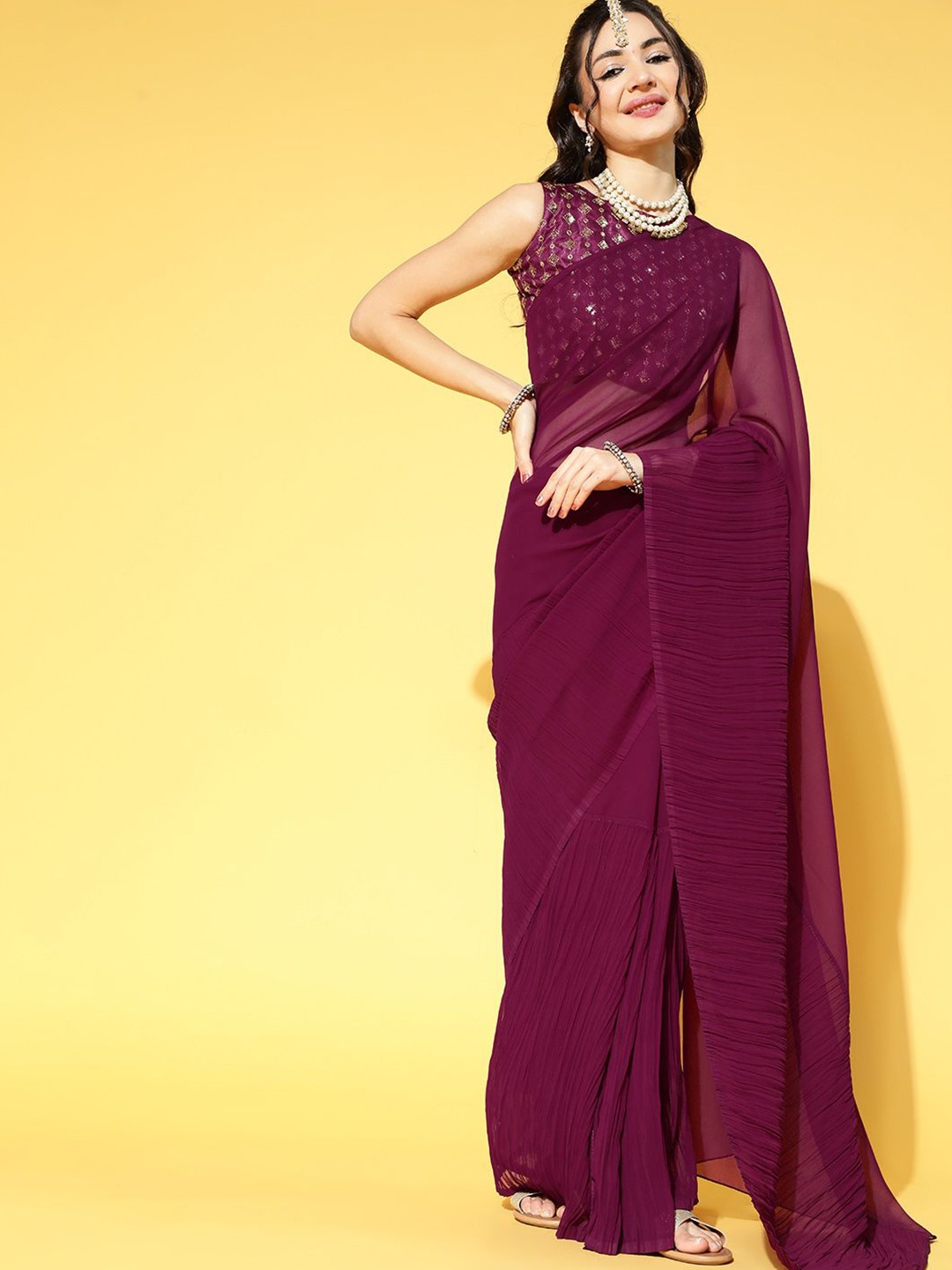 

KALINI Solid Sequinned Saree With No Border, Burgundy