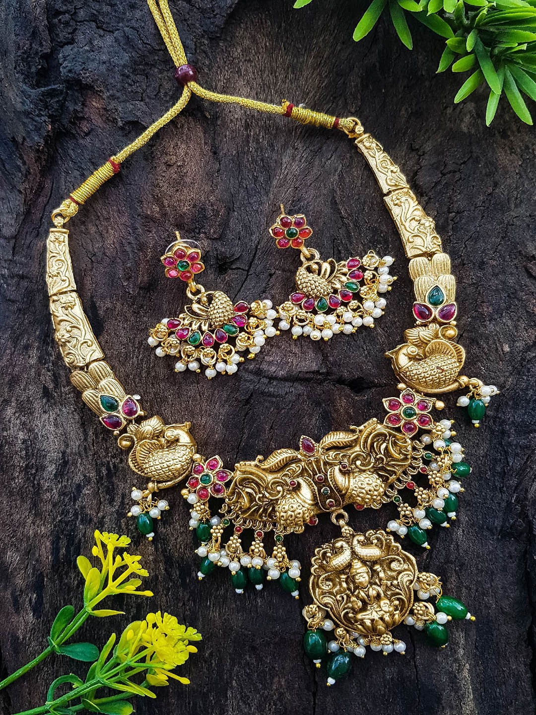

GRIIHAM Gold-Plated American Diamond Studded & Beaded Antique Jewellery Set