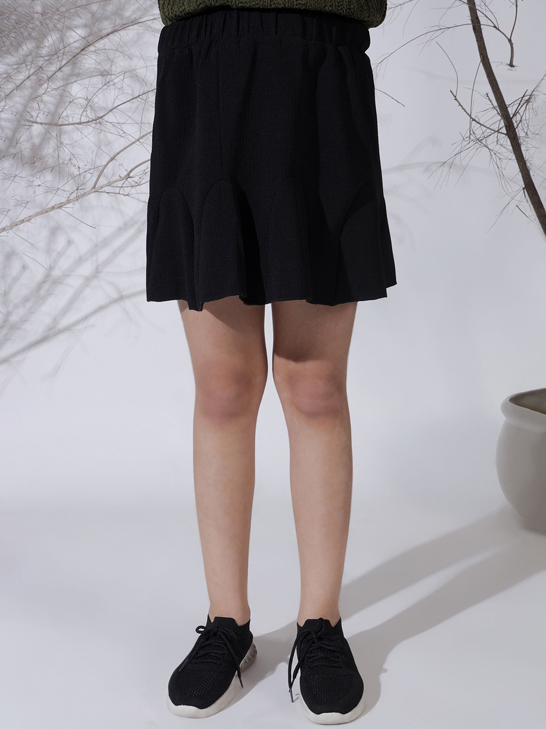 

NEUDIS Girls Solid Flared Pleated A-Line Above Knee-Length Skirt, Black