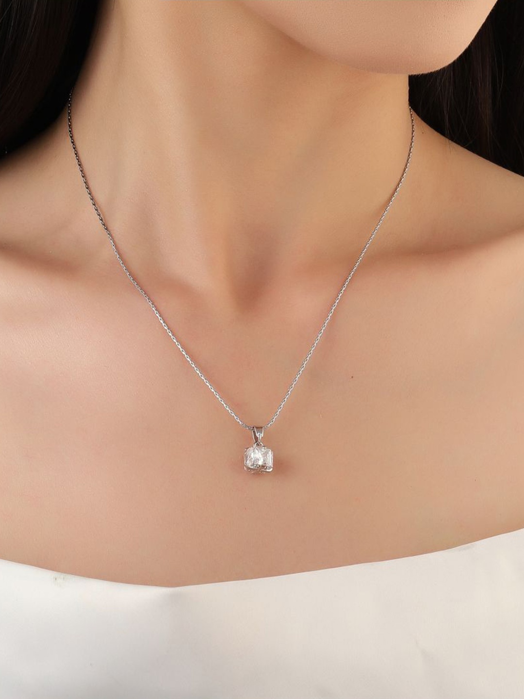 

SALTY Dione Crystal Studded Stainless Steel Pendant With Chain, Silver