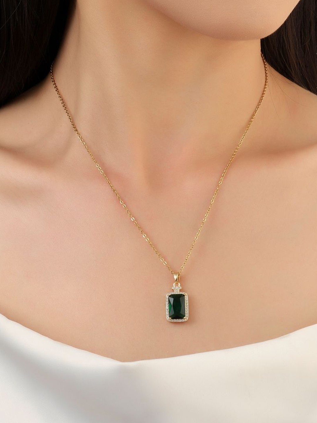 

SALTY Stainless Steel Square Shaped Pendants with Chains, Gold