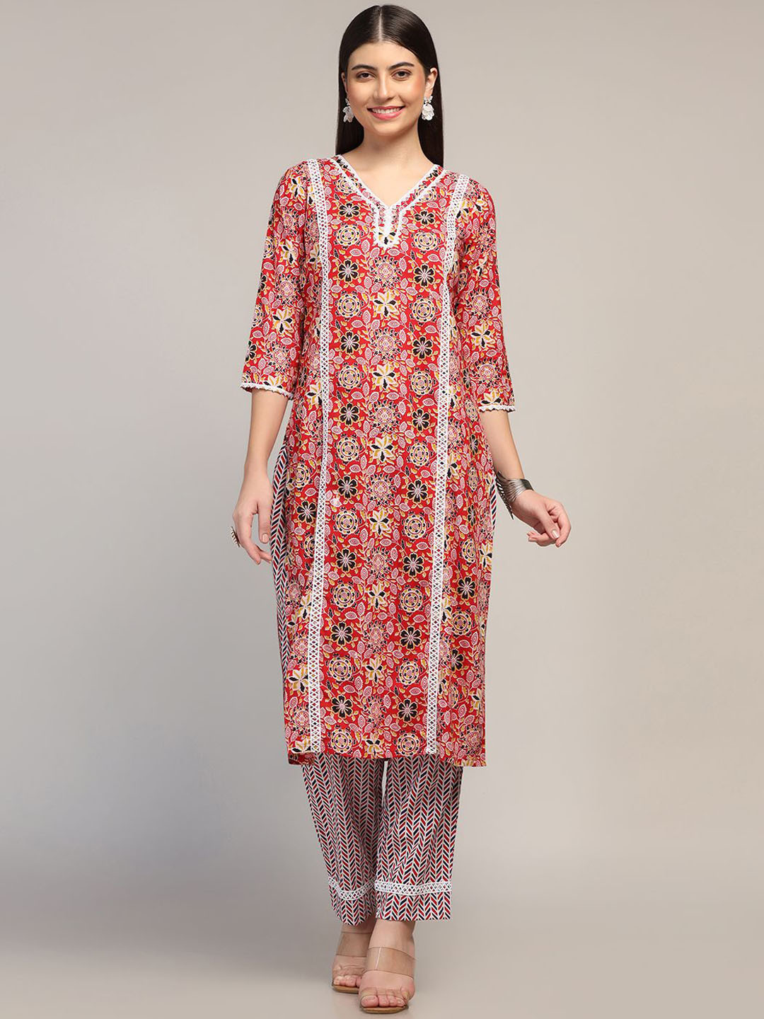 

FASHION DREAM Ethnic Motifs Printed Straight Kurta with Trousers, Red
