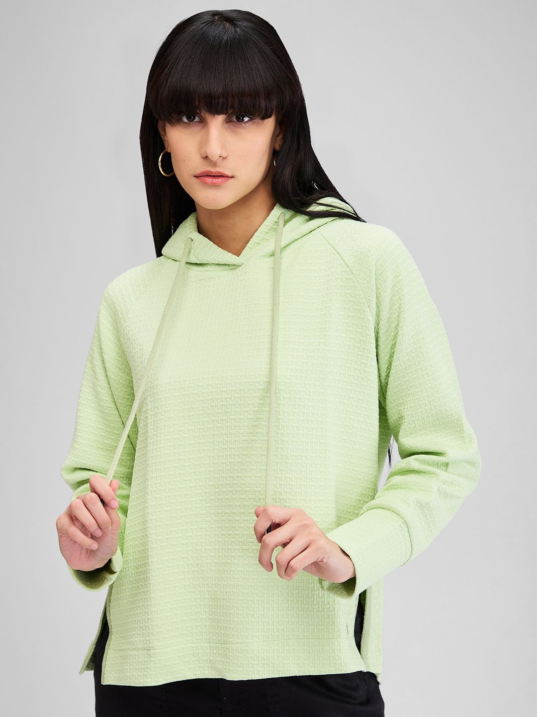 

SPYKAR Women Sweatshirt, Green