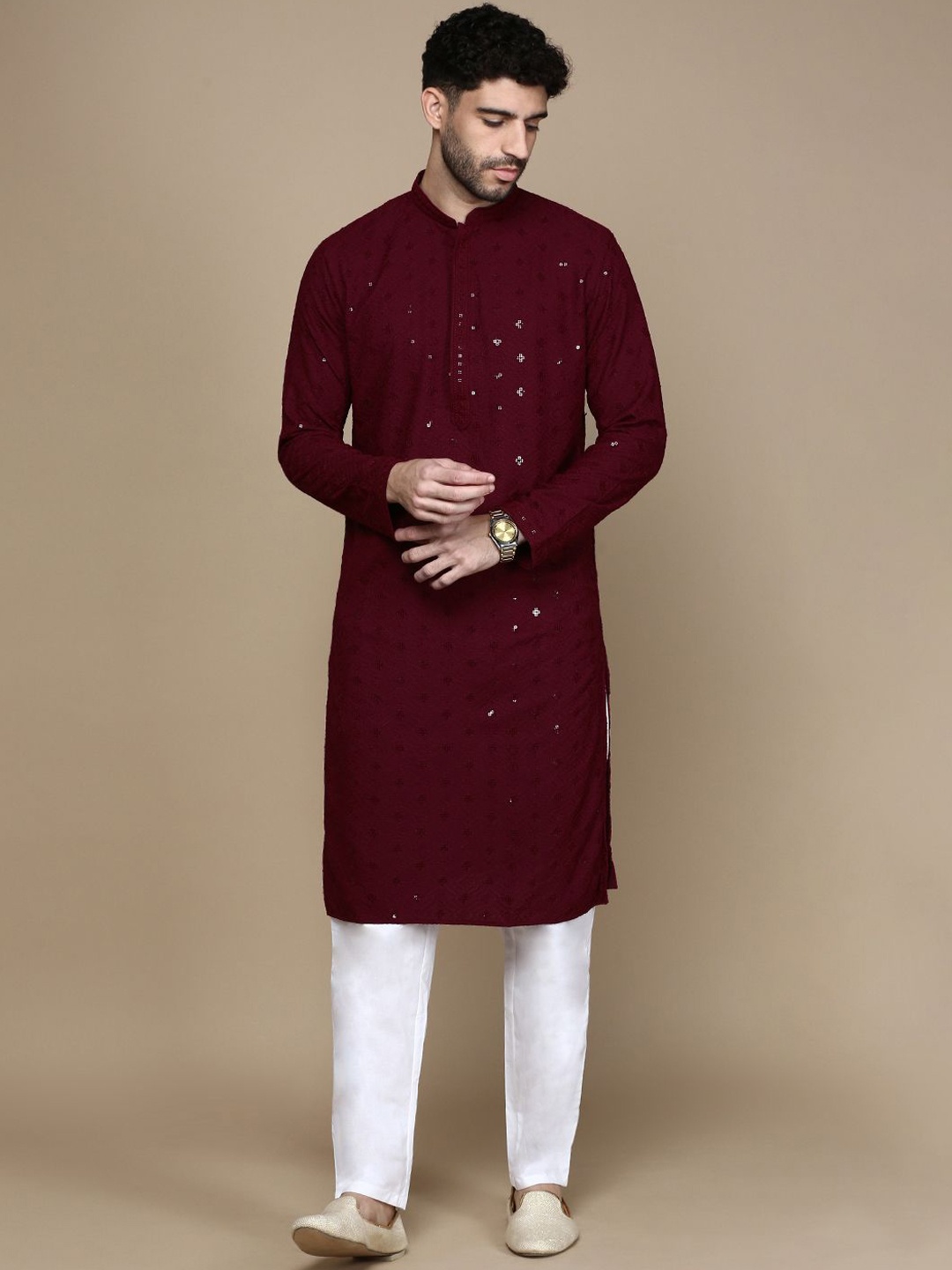 

Rishika Geometric Embroidered Sequinned & Thread Work Straight Kurta with Pyjamas, Maroon