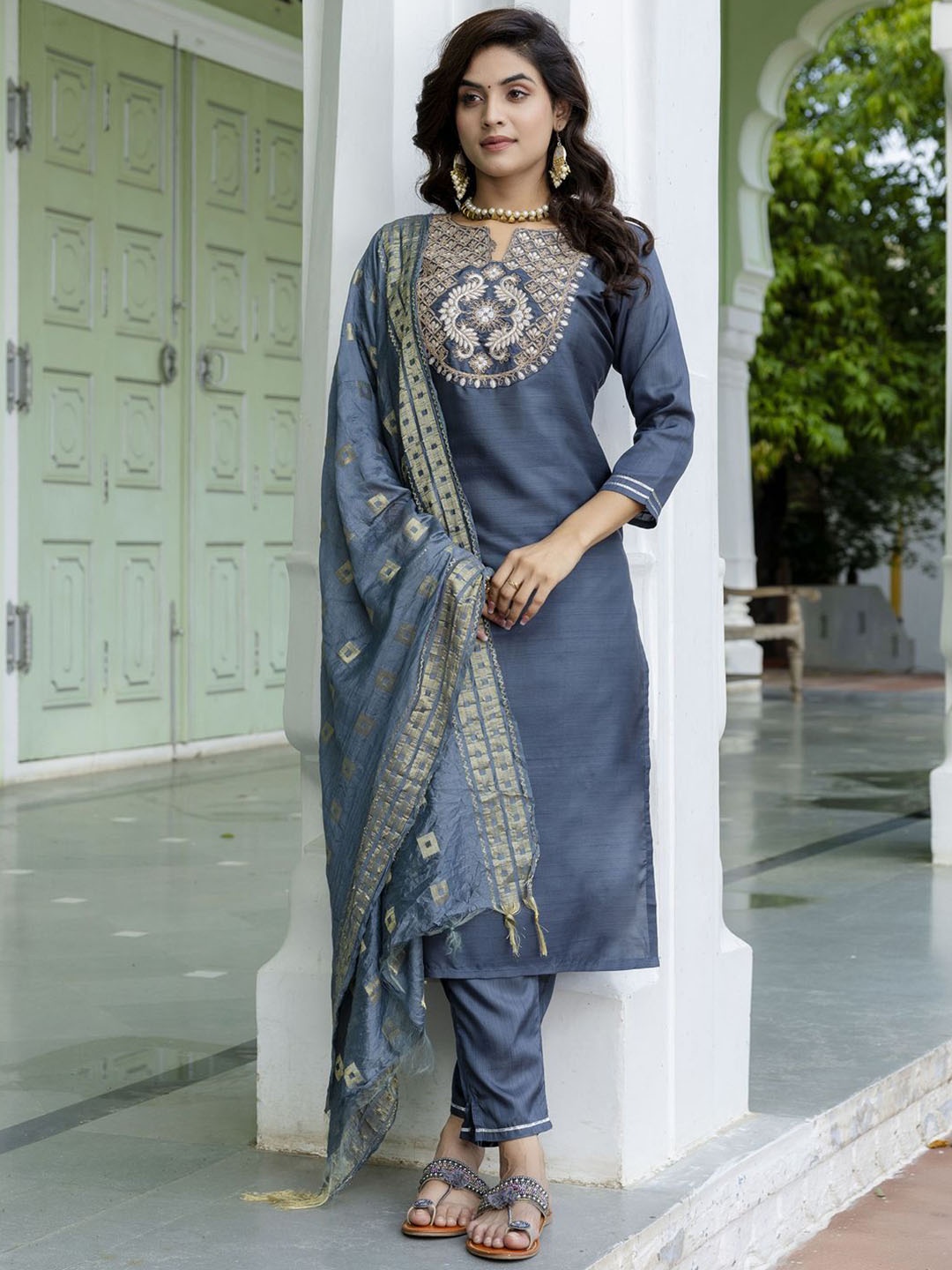 

VredeVogel Ethnic Motifs Embroidered Thread Work Straight Kurta With Trousers & Dupatta, Grey