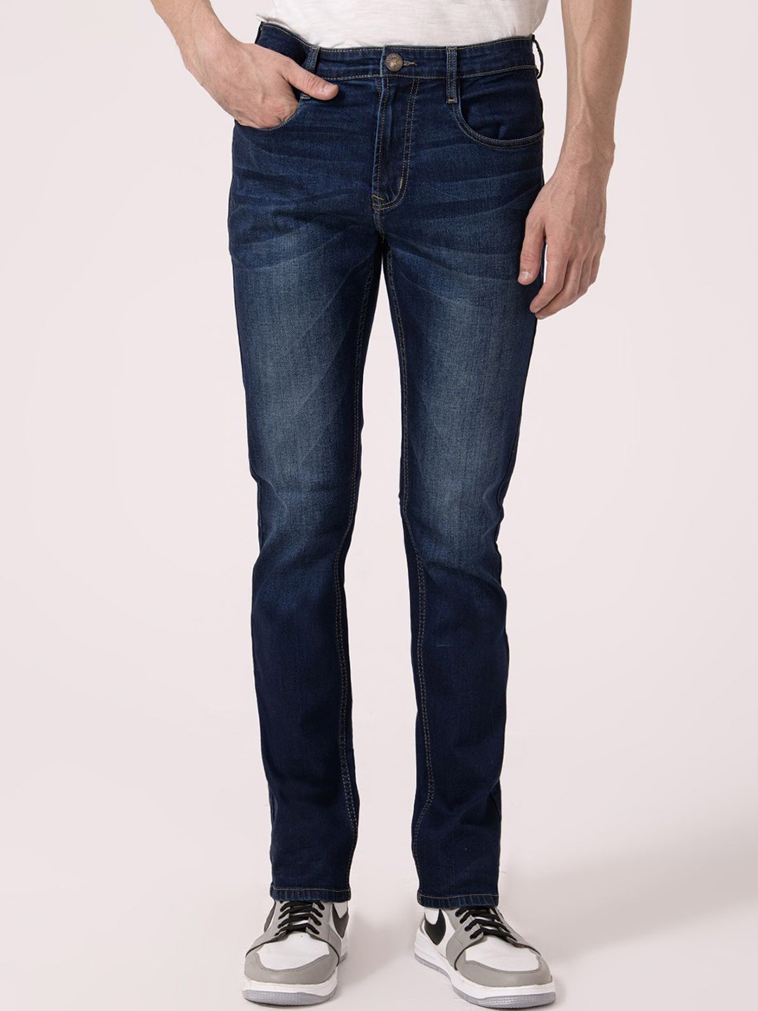 

Albion By CnM Men Slim Fit Light Fade Jeans, Blue