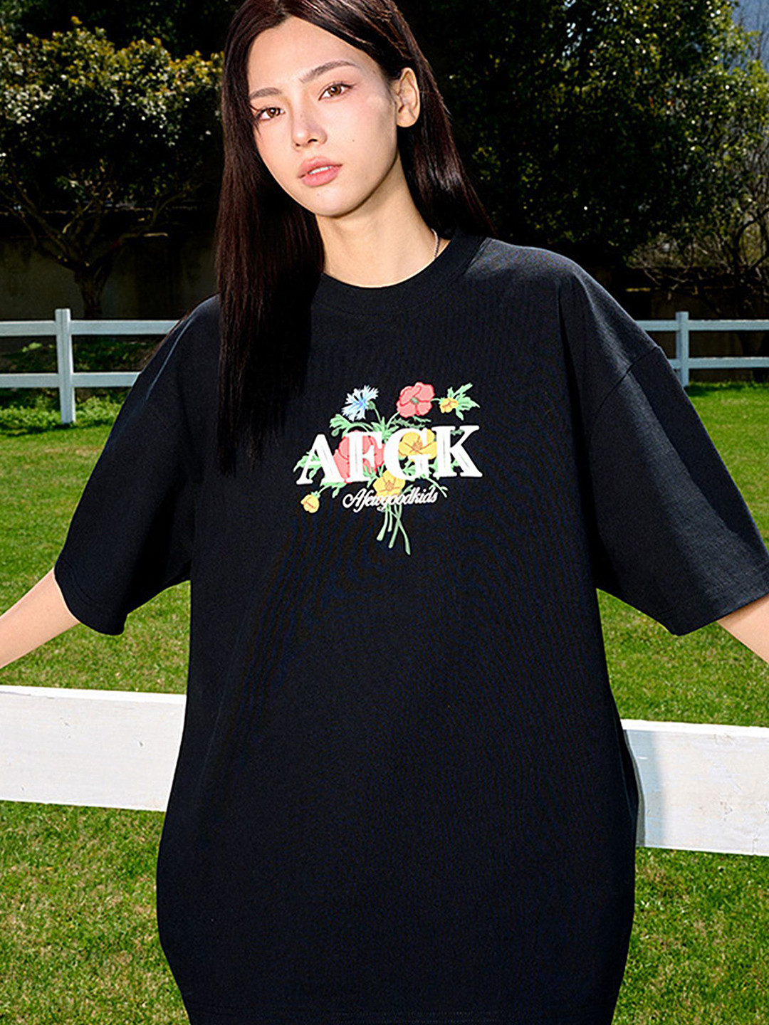 

LULU & SKY Print Extended Sleeves Cotton Top, Black