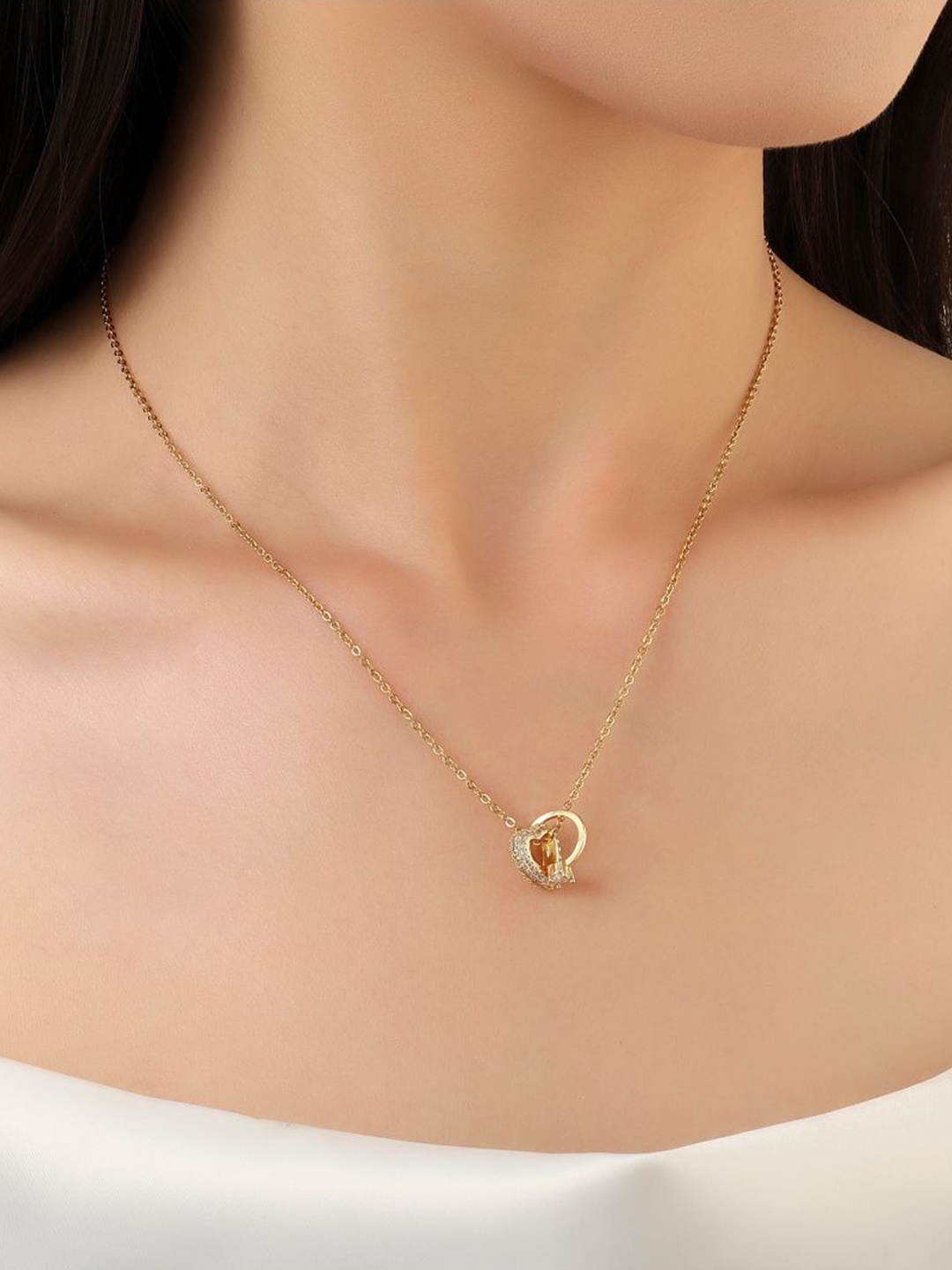 

SALTY Stainless Steel Stones Studded Elvi Ring Heart Pendant With Chain, Gold