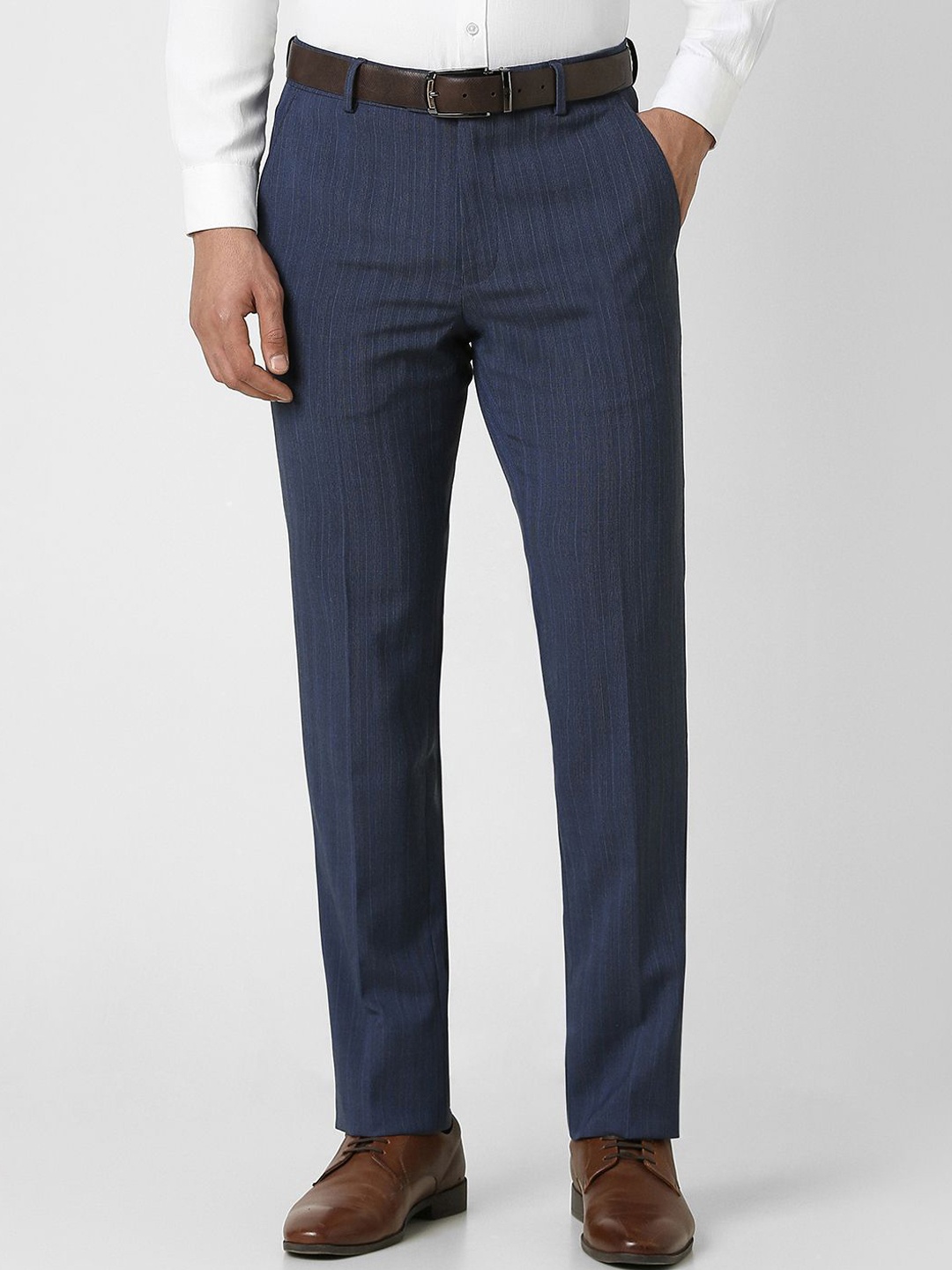 

Van Heusen Men Checked Slim Fit Formal Trousers, Navy blue
