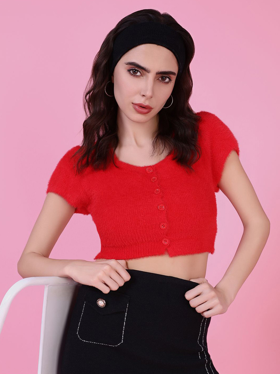 

SHOWOFF Crop Top, Red