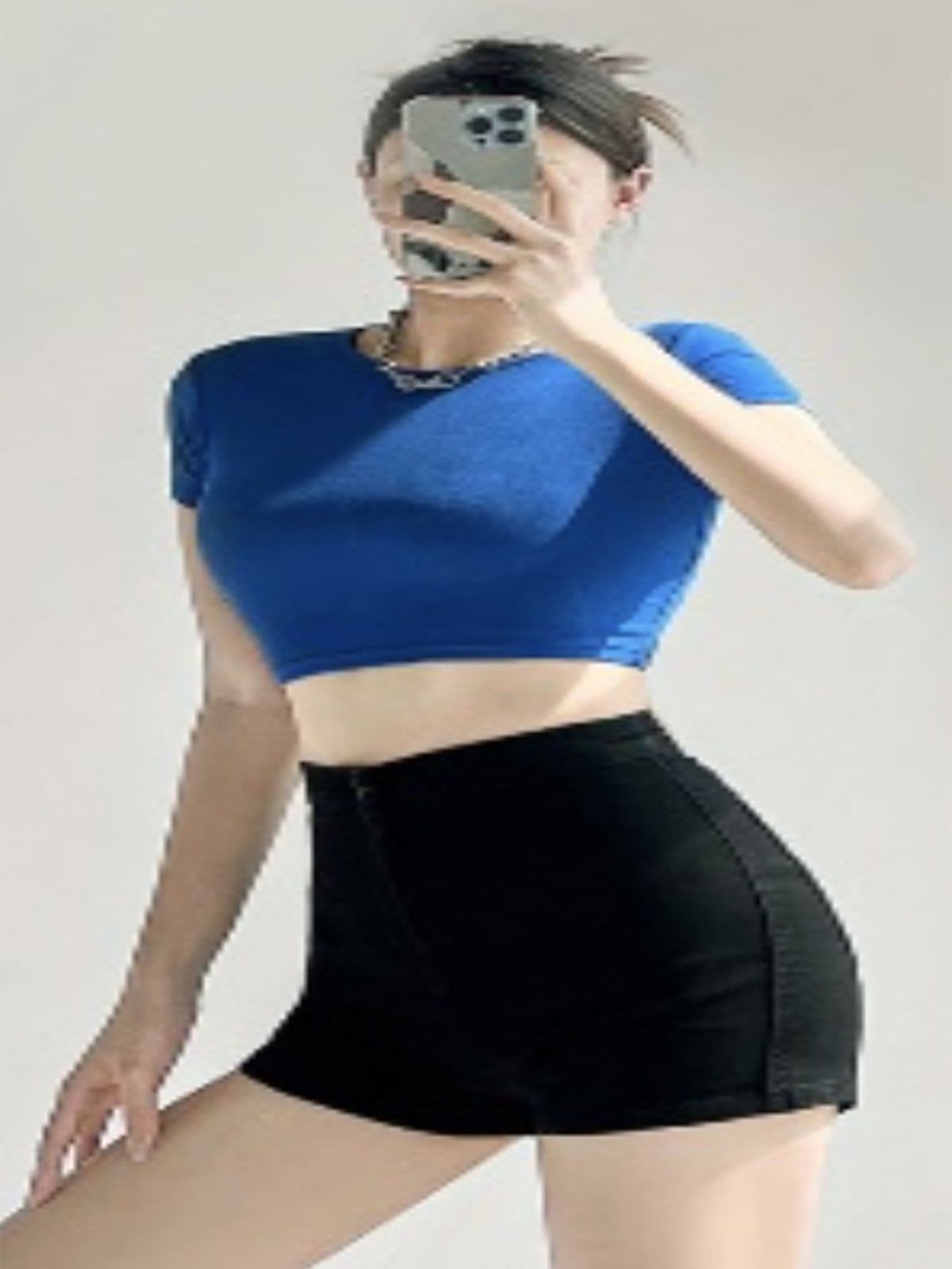 

LULU & SKY Crop Top, Blue