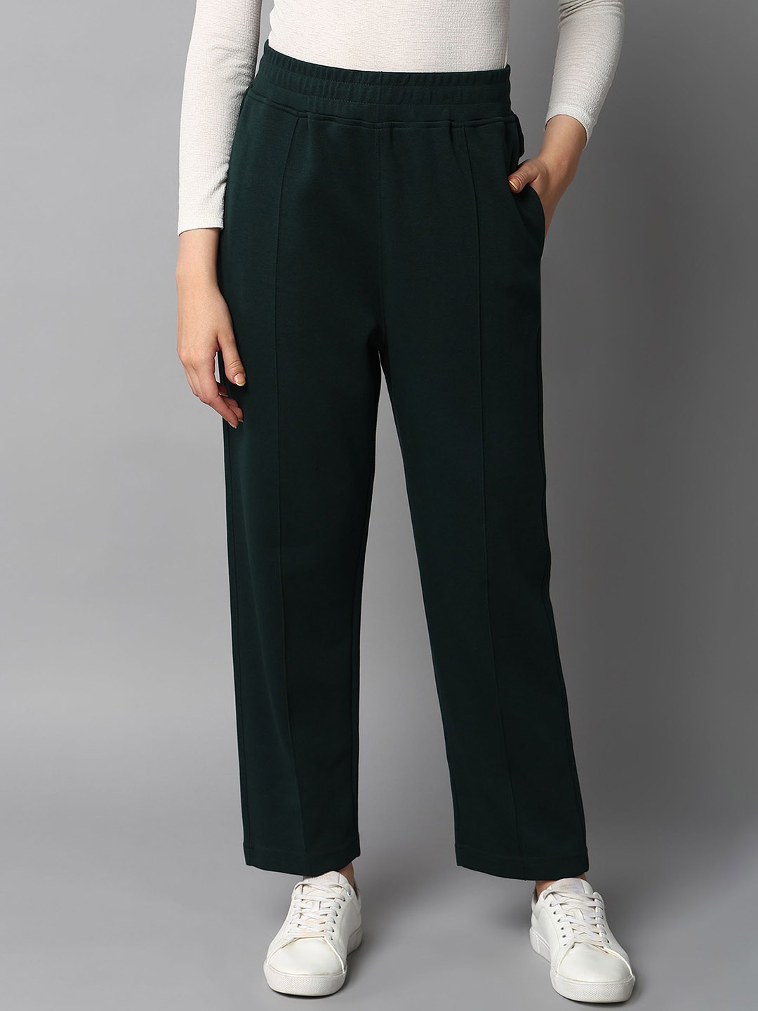 

Alan Jones Women Straight-Fit High Rise Track Pants, Green