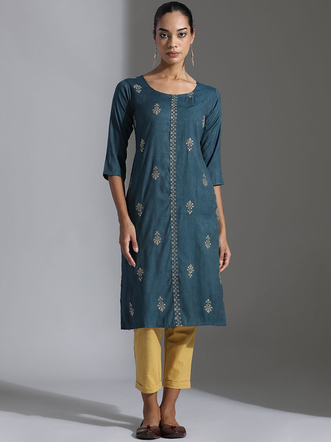 

Jaipur Kurti Floral Printed Straight Kurta, Blue