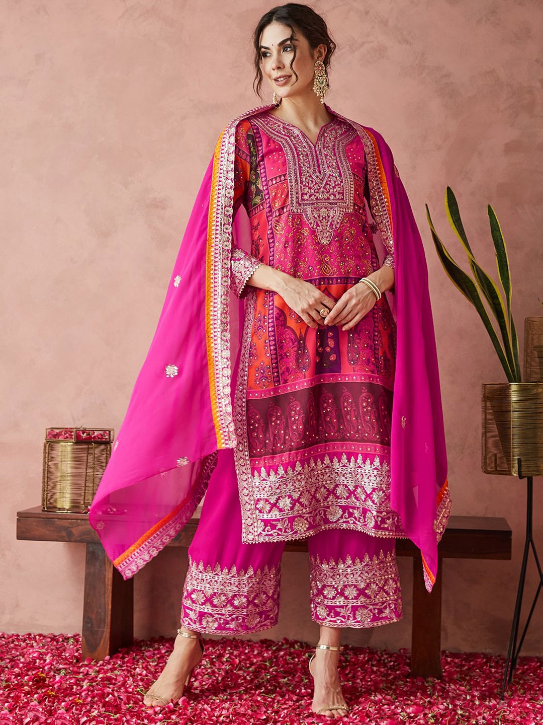 

KAVINDI Ethnic Motifs Printed Zari Thread Work Straight Kurta With Palazzos & With Dupatta, Pink