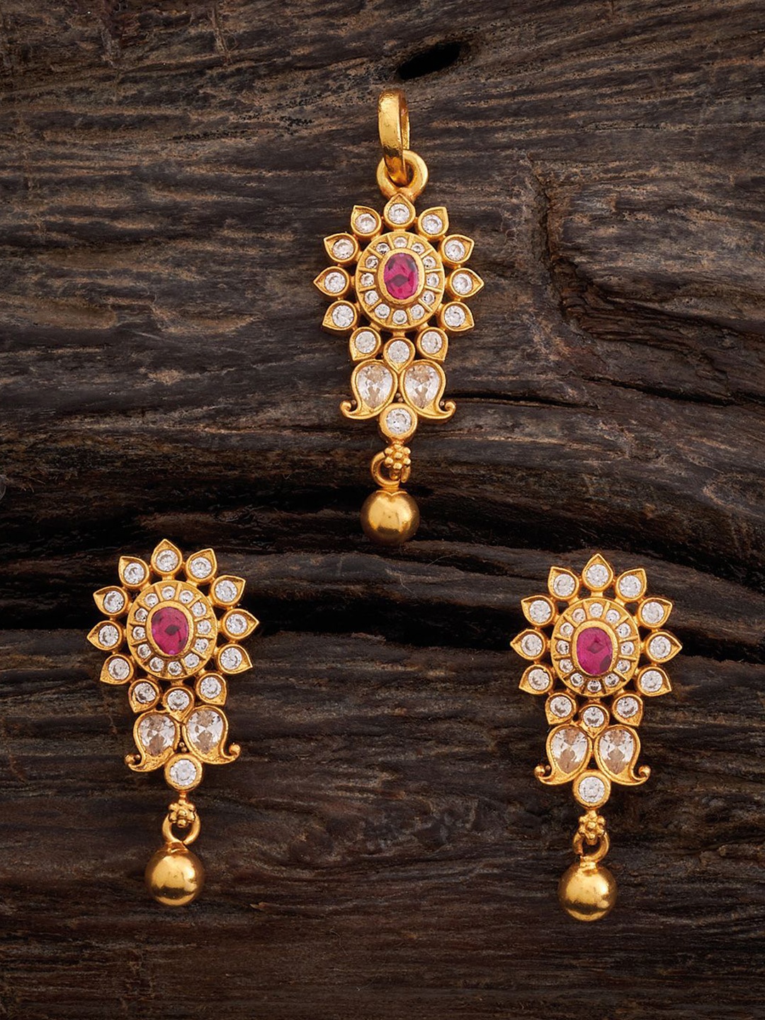 

Kushal's Fashion Jewellery 92.5 Pure Silver Gold-Plated Stone-Studded Jewellery Set