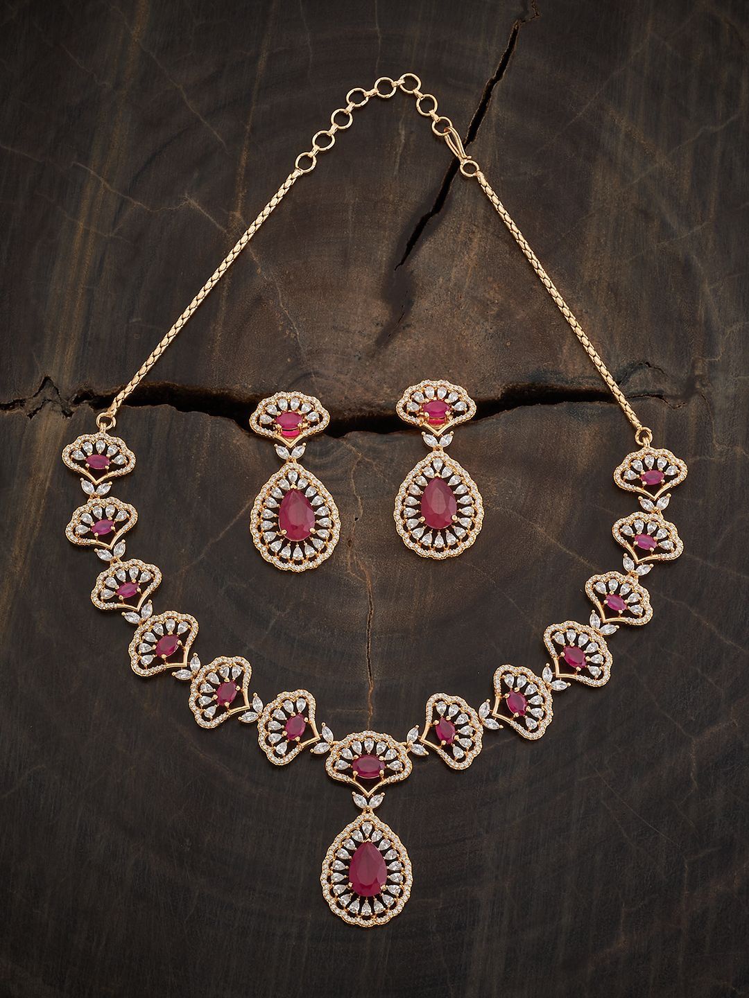 

Kushal's Fashion Jewellery Gold-Plated Cubic Zirconia Studded Jewellery Set