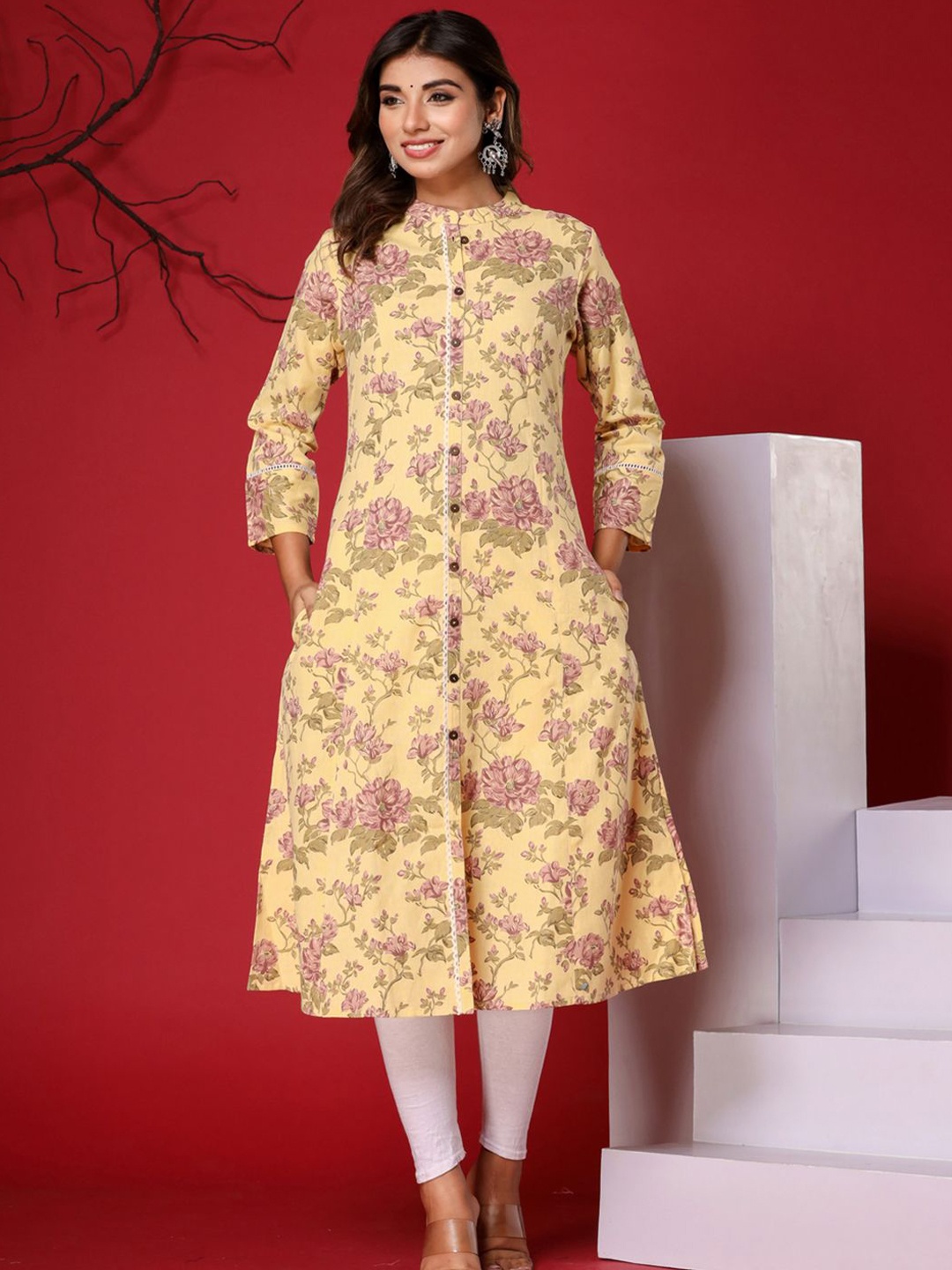 

ARAVALII Floral Printed Mandarin Collar Cotton A-Line Kurta, Yellow