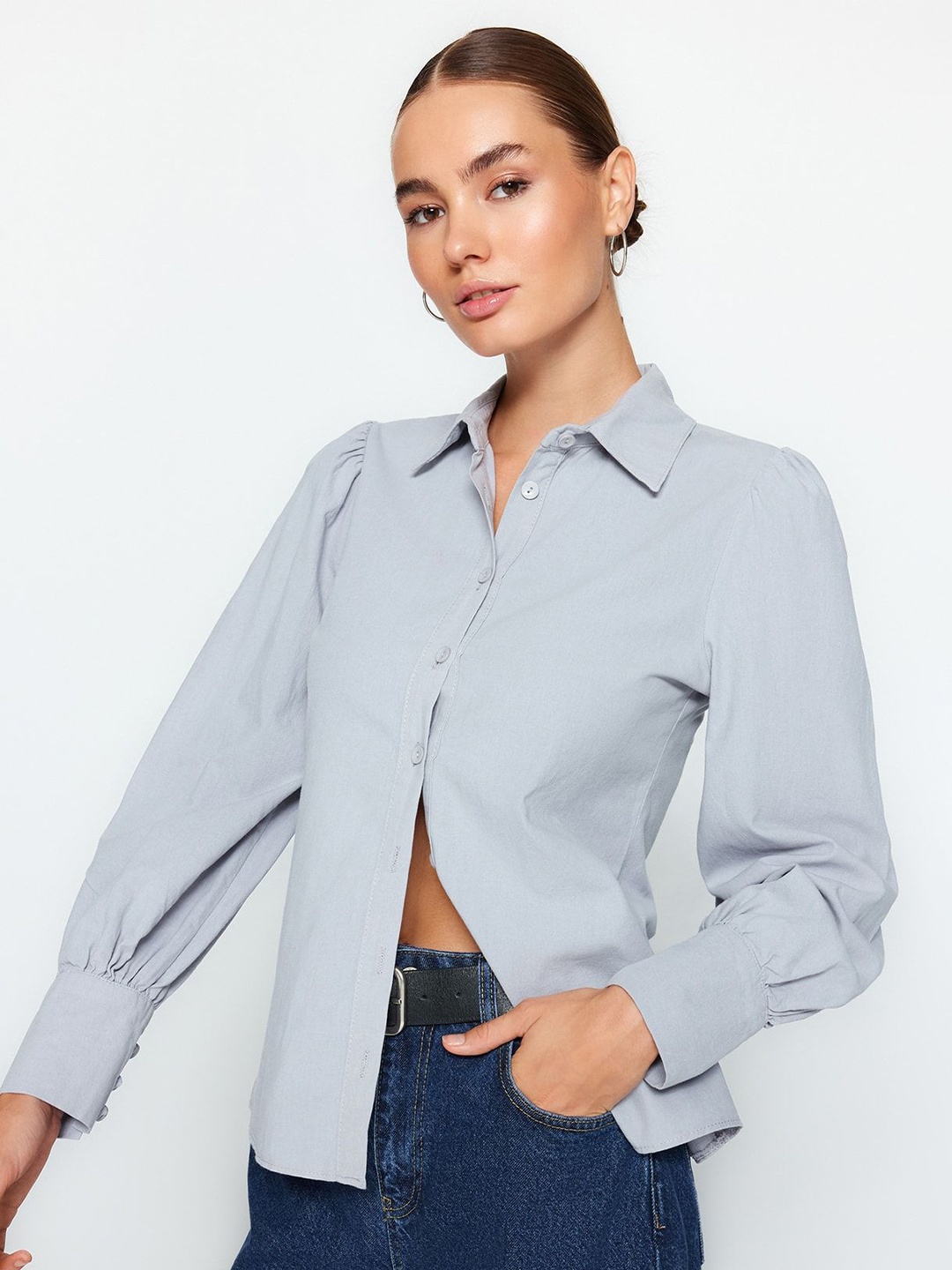 

Trendyol Women Opaque Striped Casual Shirt, Na