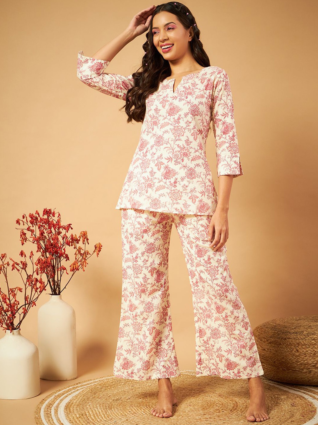 

ETC Women Ethnic Motif Pure Cotton Night suit, Pink