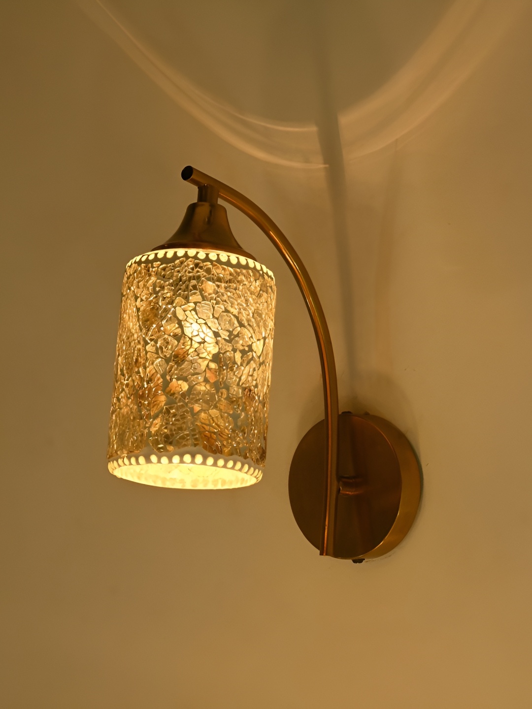 

Afast Blue & White Glass Traditional Rectangle Shaped Wall Lamp