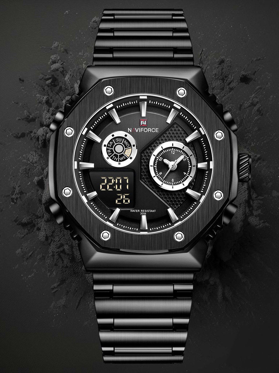 

Naviforce Men Brass Embellished Dial & Stainless Steel Straps Analogue and Digital Multi Function Watch, Black
