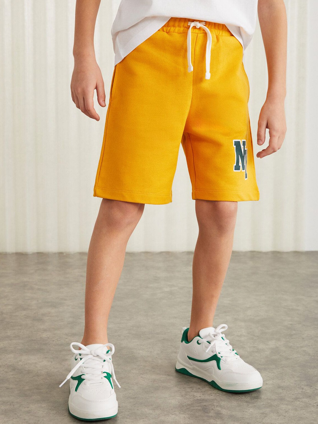 

GRIMELANGE Boys Mid-Rise Knee Length Shorts, Na
