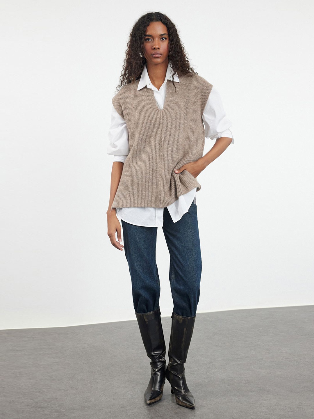 

Trendyol Women Sweater Vest, Beige
