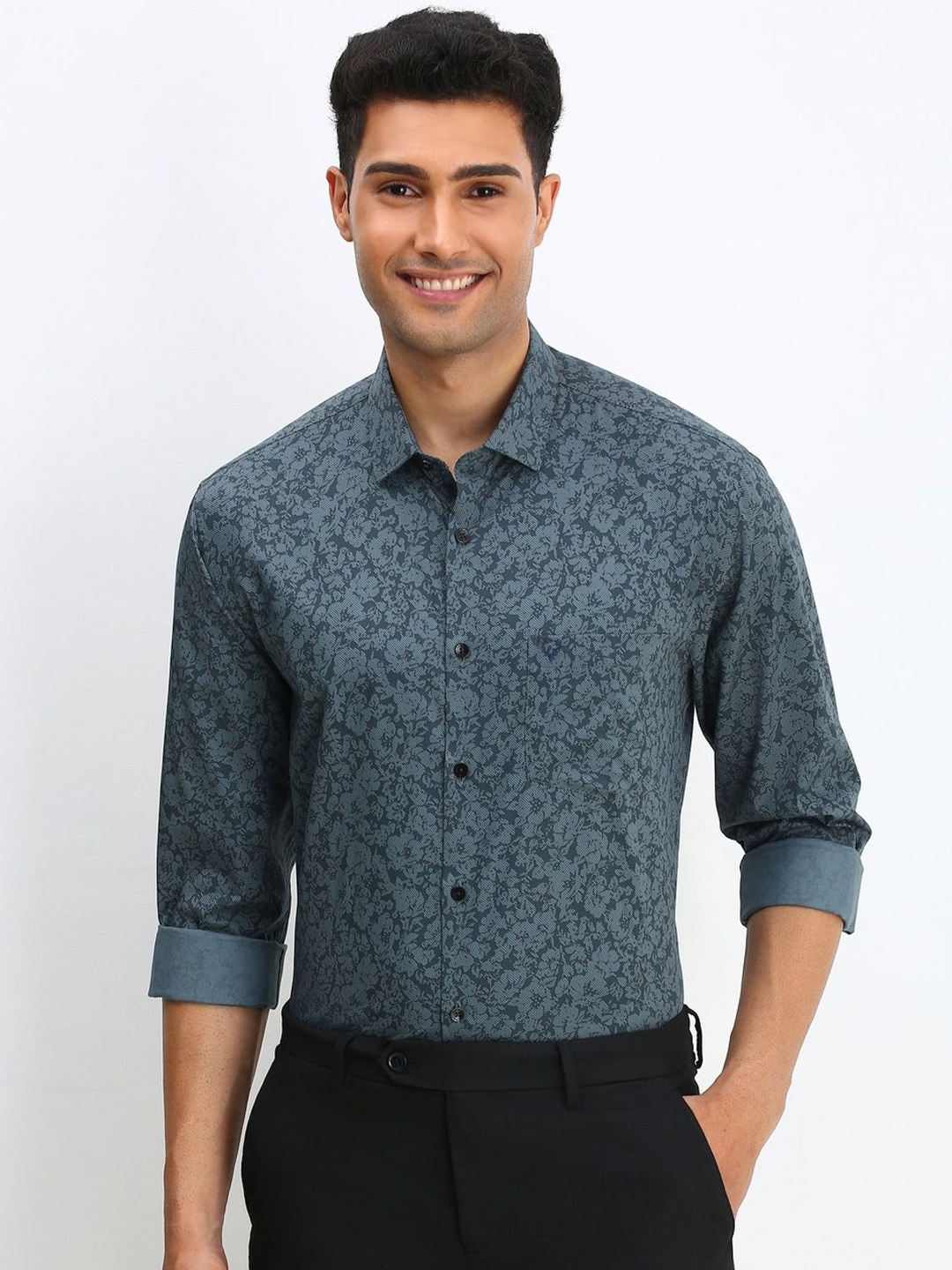 

Allen Solly Men Slim Fit Floral Opaque Printed Formal Shirt, Blue