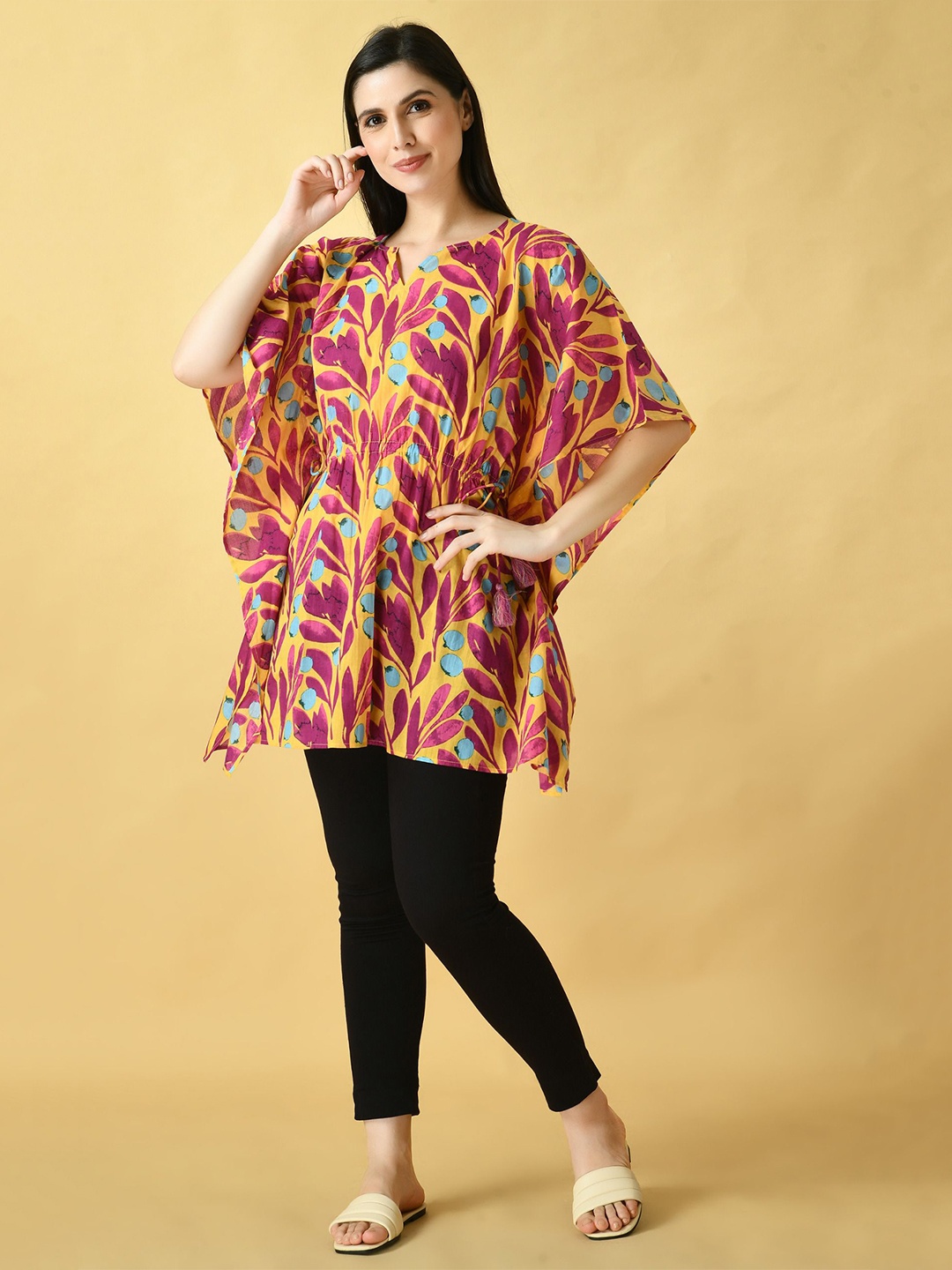 

Sini Lifestyle Floral Printed Kaftan Kurti, Pink