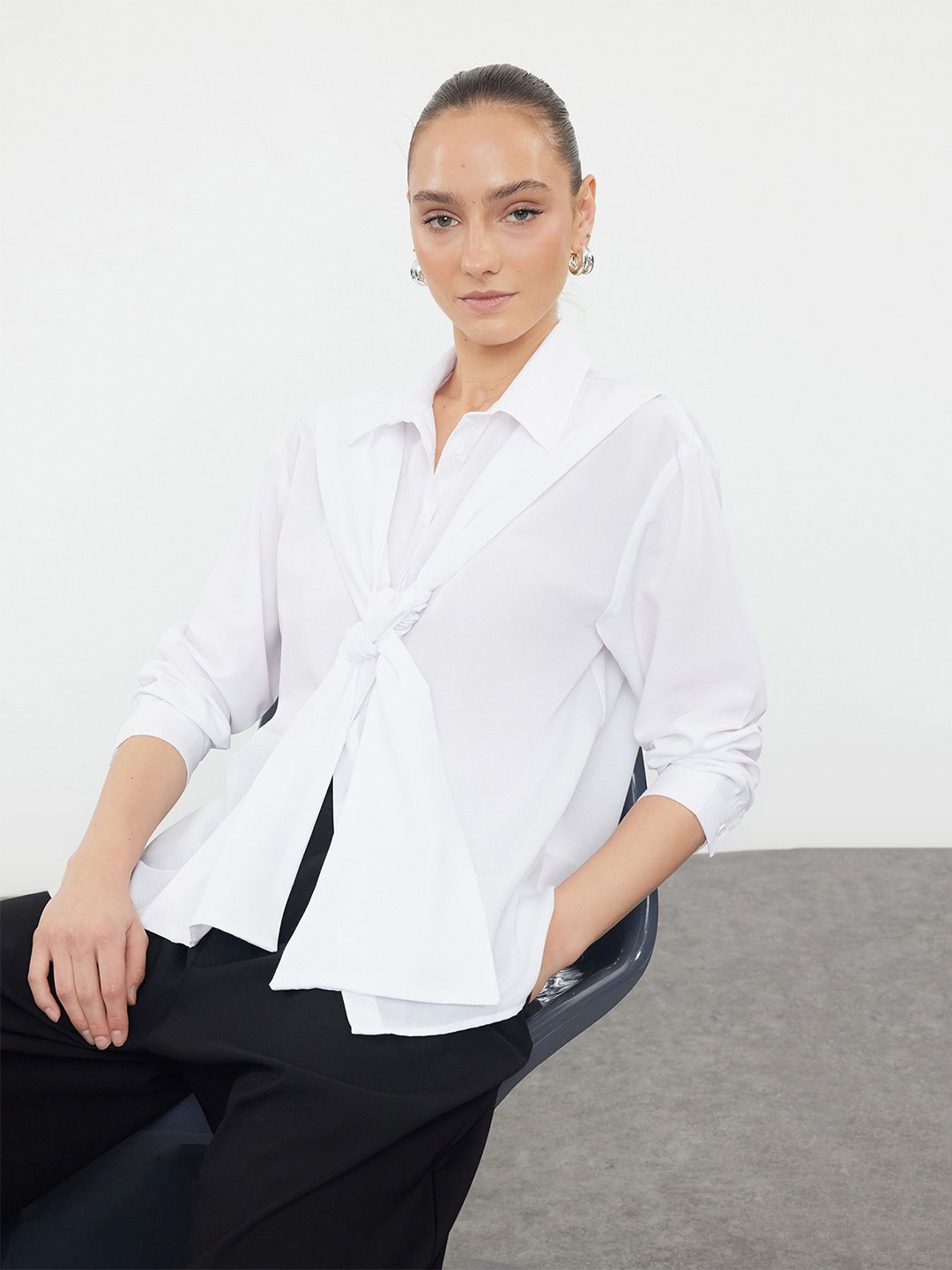 

Trendyol Women Opaque Casual Shirt, Na