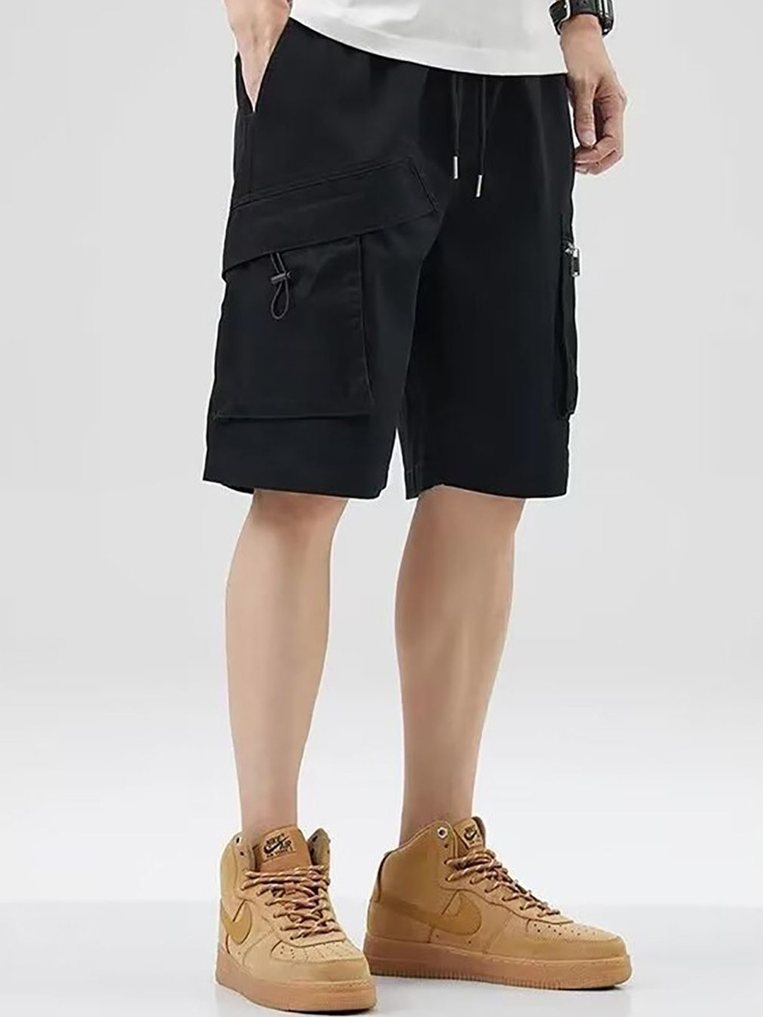 

StyleCast Solid Men Cargo Shorts, Black