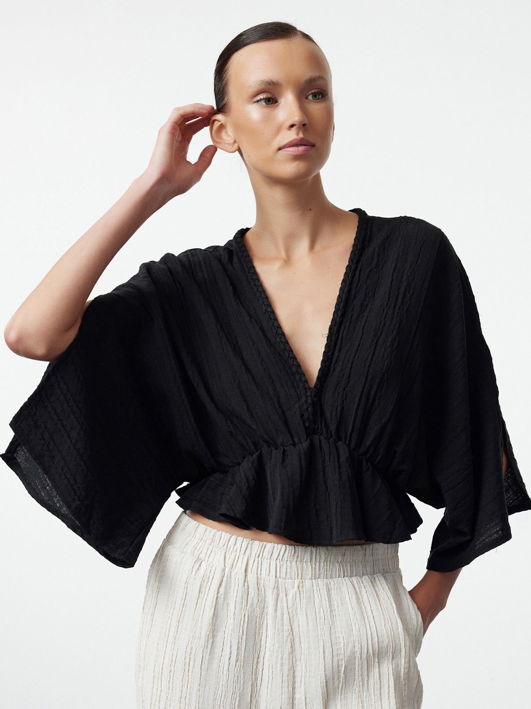

Trendyol Kimono Sleeve Cotton Cinched Waist Top, Na