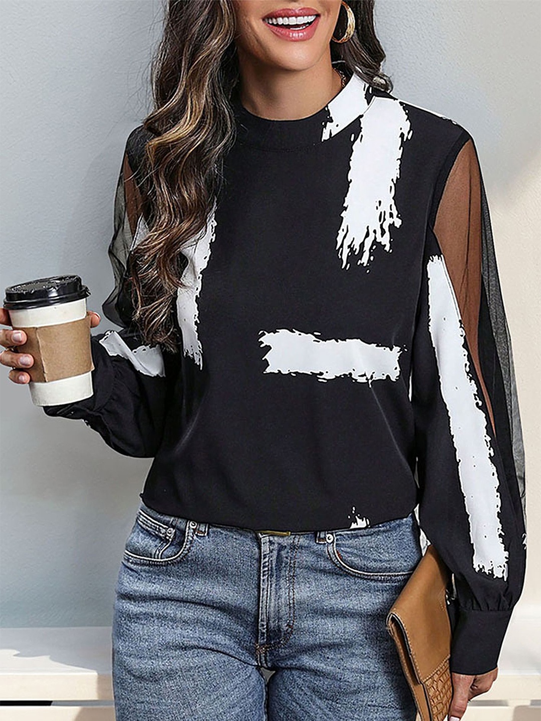 

LULU & SKY Top, Black