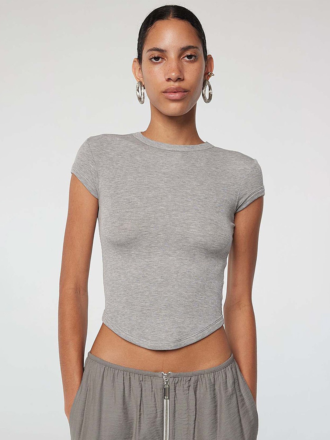 

LULU & SKY Crop Top, Grey