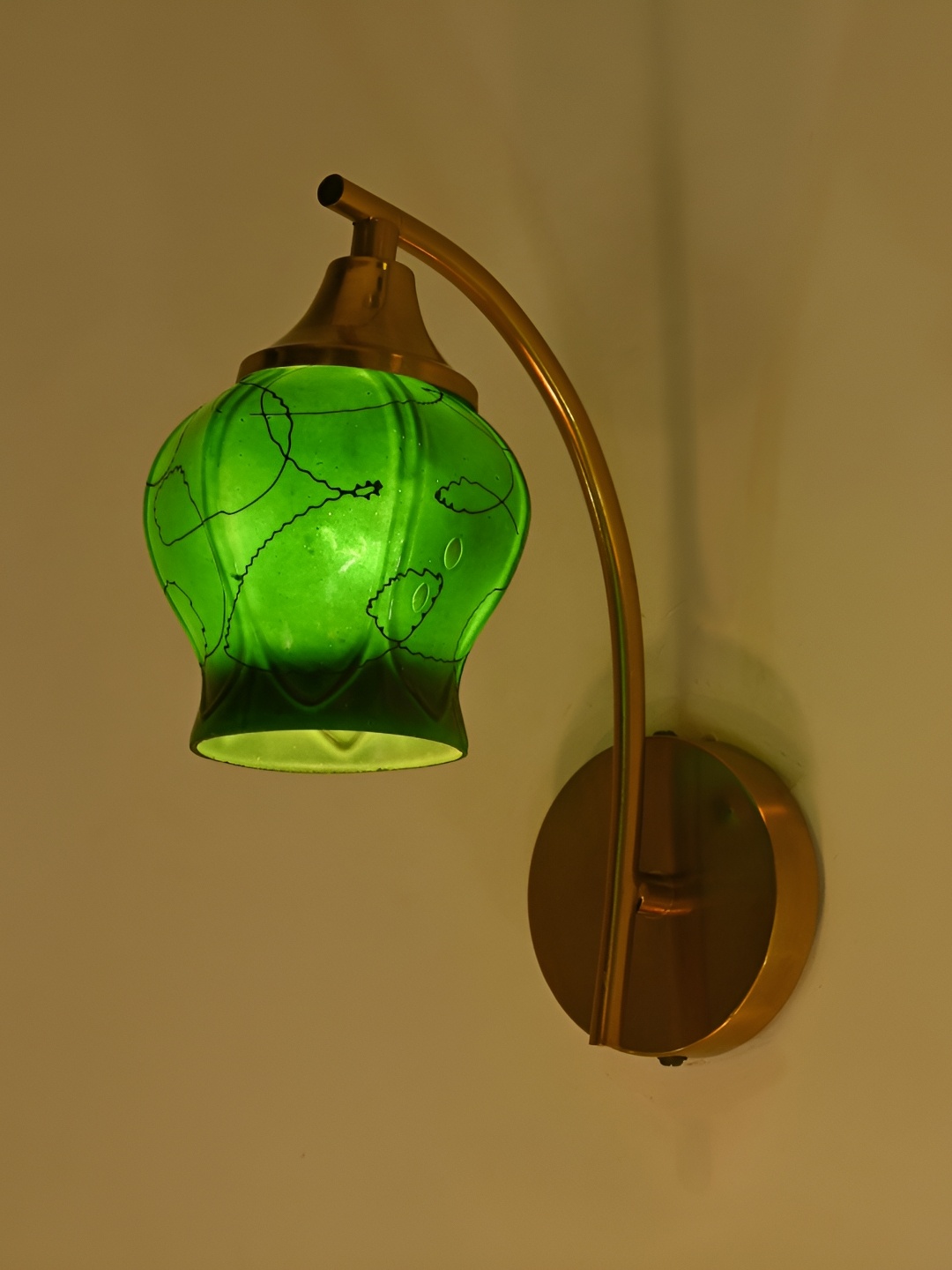 

Afast Green & Black Glass Contemporary Bell Shaped Wall Lamp