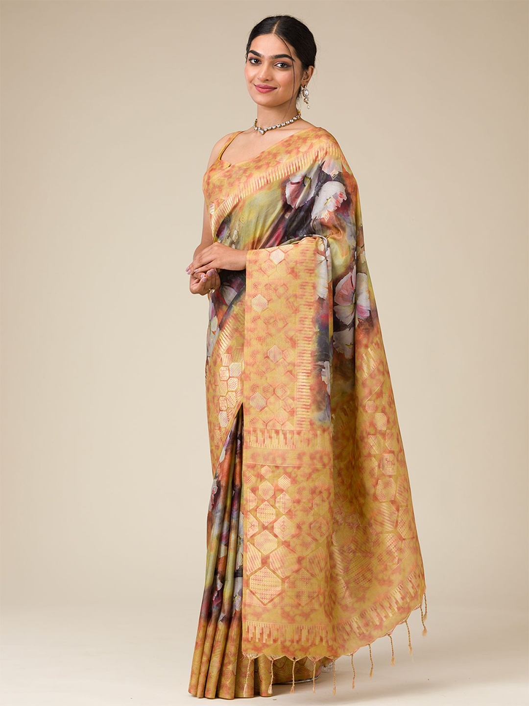 

Koskii Floral Zardozi Pure Chiffon Saree, Yellow