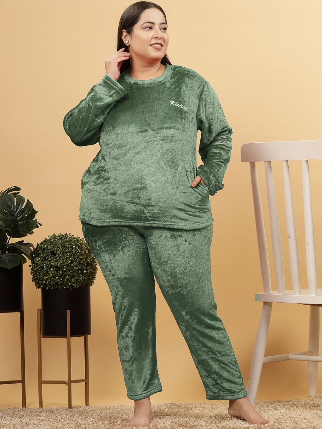 

KLOTTHE Women Plus Size Woolen Solid Night Suit, Green