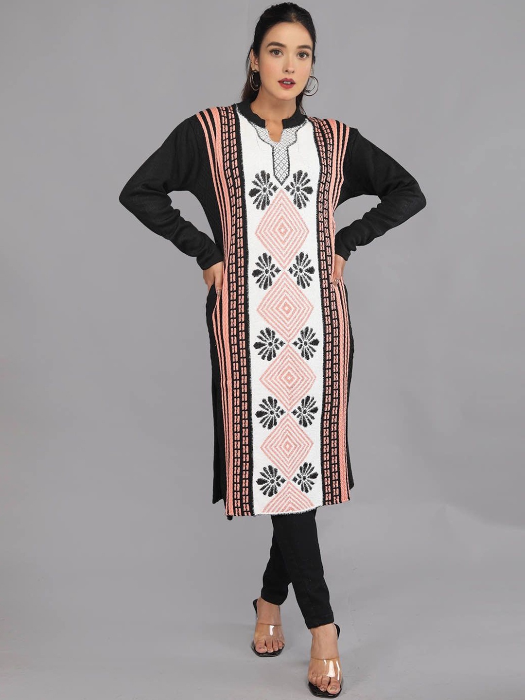 

TYSORT Geometric Woven Design Woollen Straight Kurta, Pink