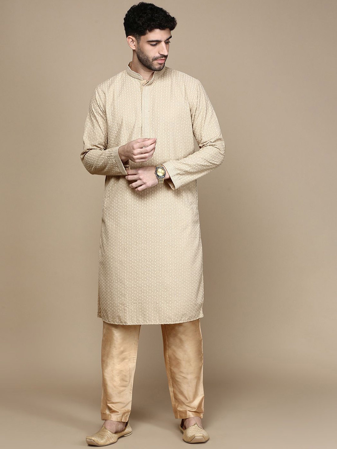 

Rishika Mandarin Collar Embroidered Thread Work Cotton Straight Kurta, Beige