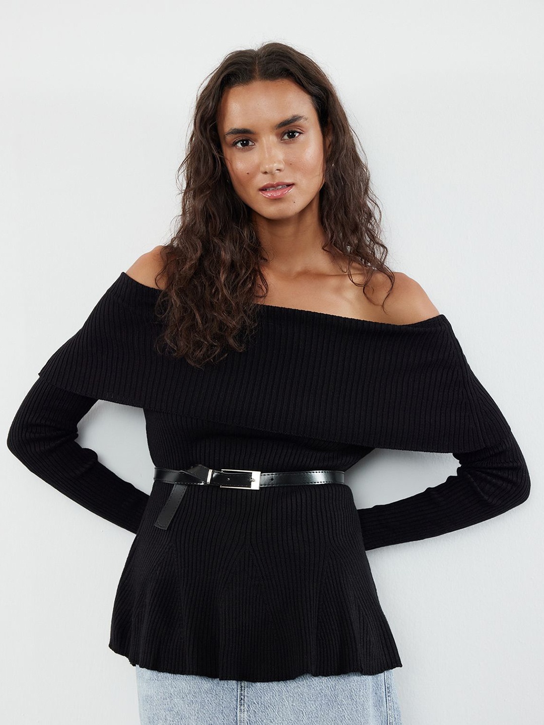 

Trendyol Off-Shoulder Bardot Top, Na