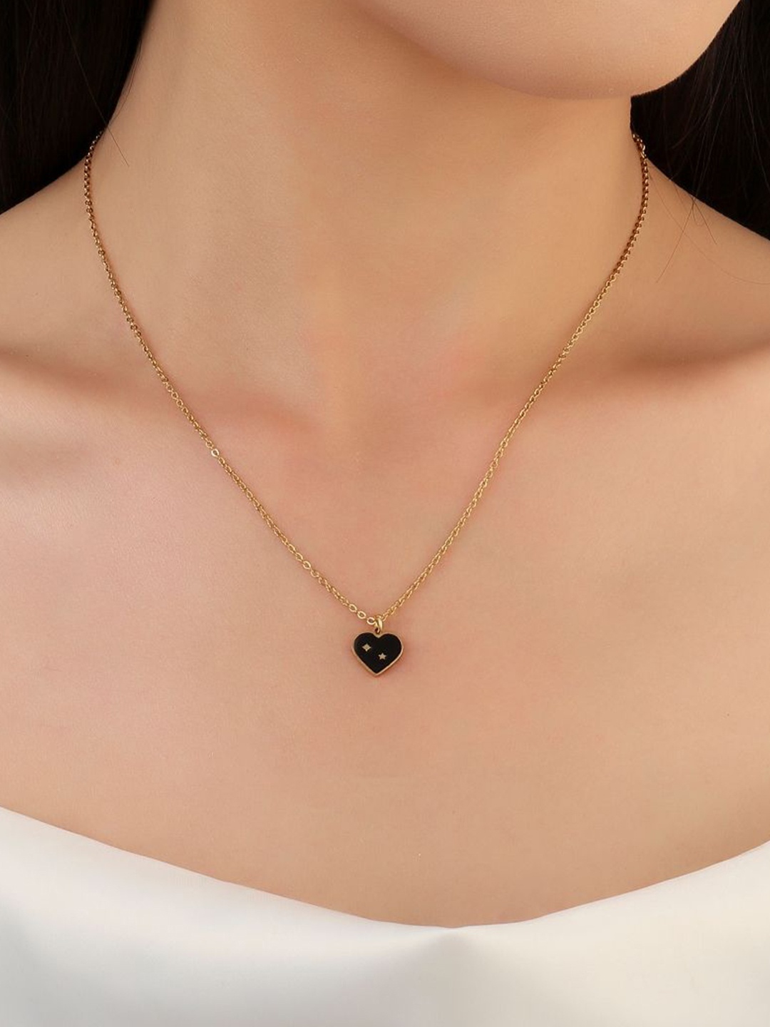

SALTY Stainless Steel Heart Shaped Pendant With Chain, Gold