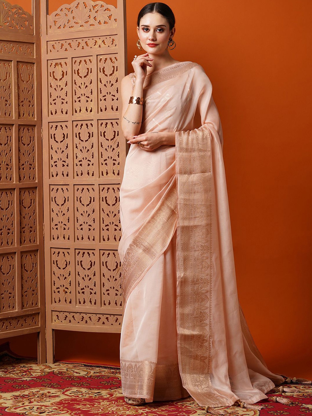 

KALINI Zari Organza Solid Zari Ethnic Woven Design Saree, Peach