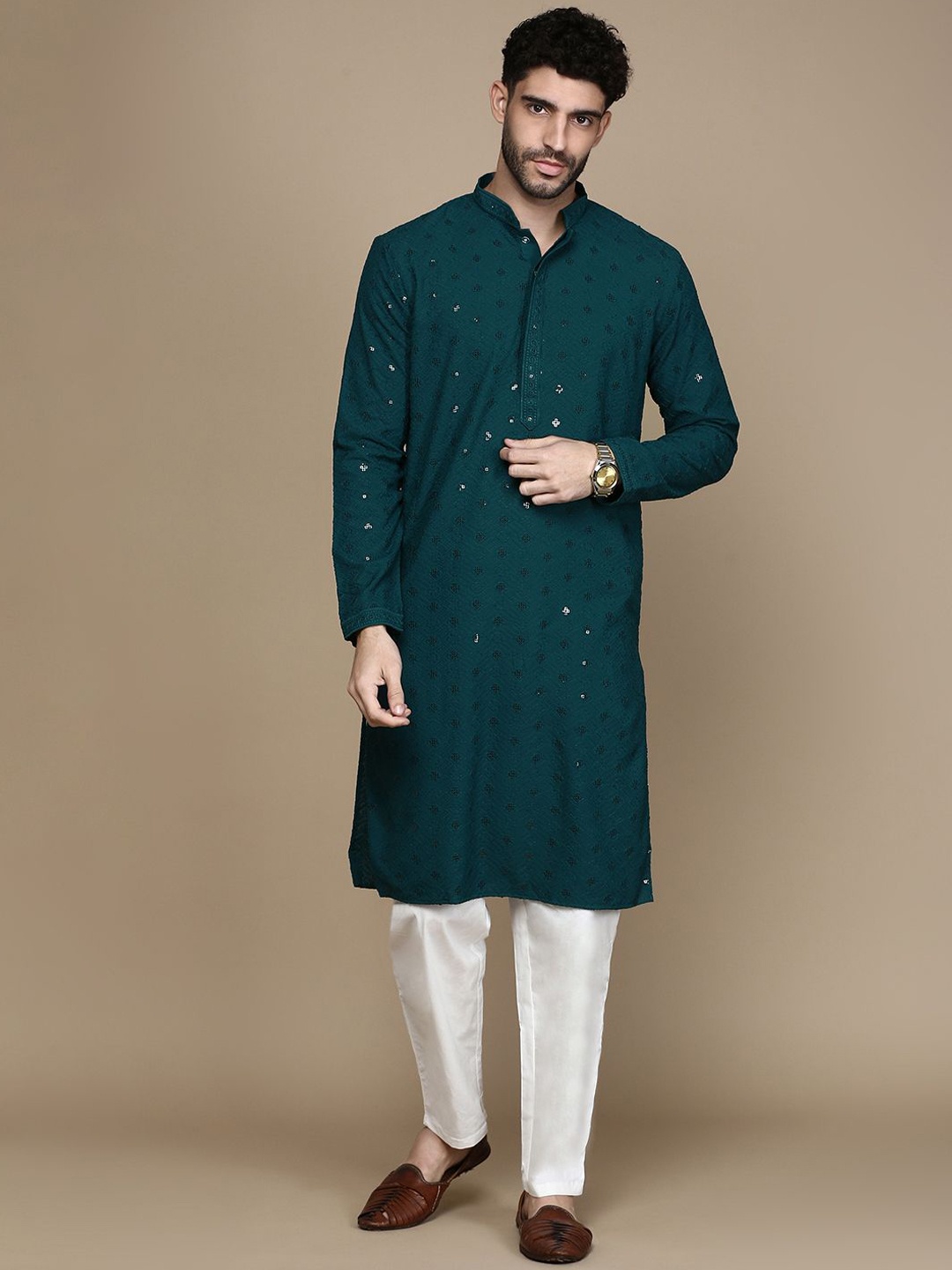 

Rishika Mandarin Collar Embellished Sequinned Cotton Straight Kurta, Teal