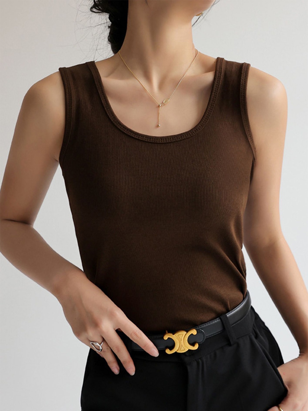 

LULU & SKY Top, Coffee brown