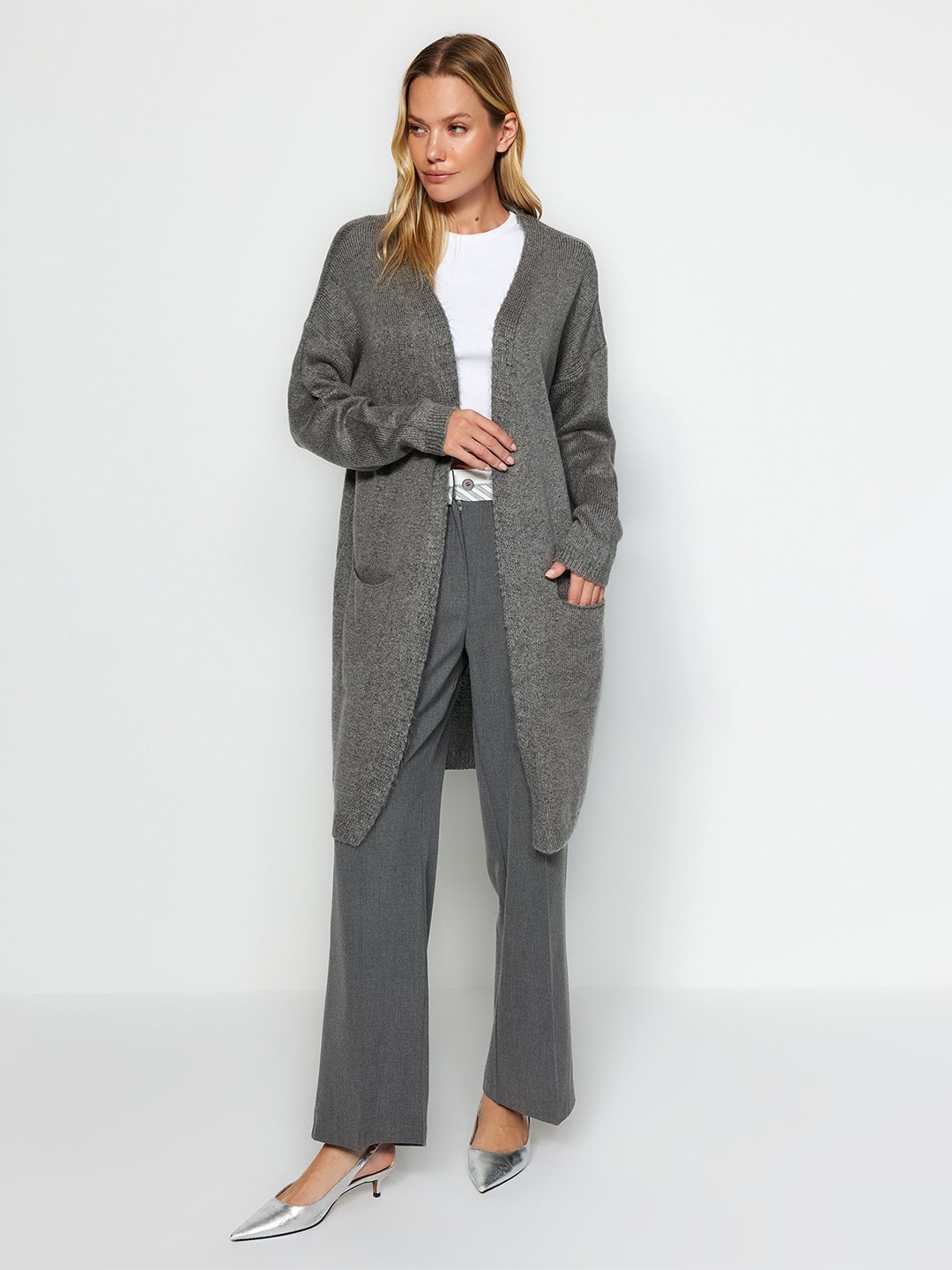 

Trendyol Women Longline Cardigan, Grey