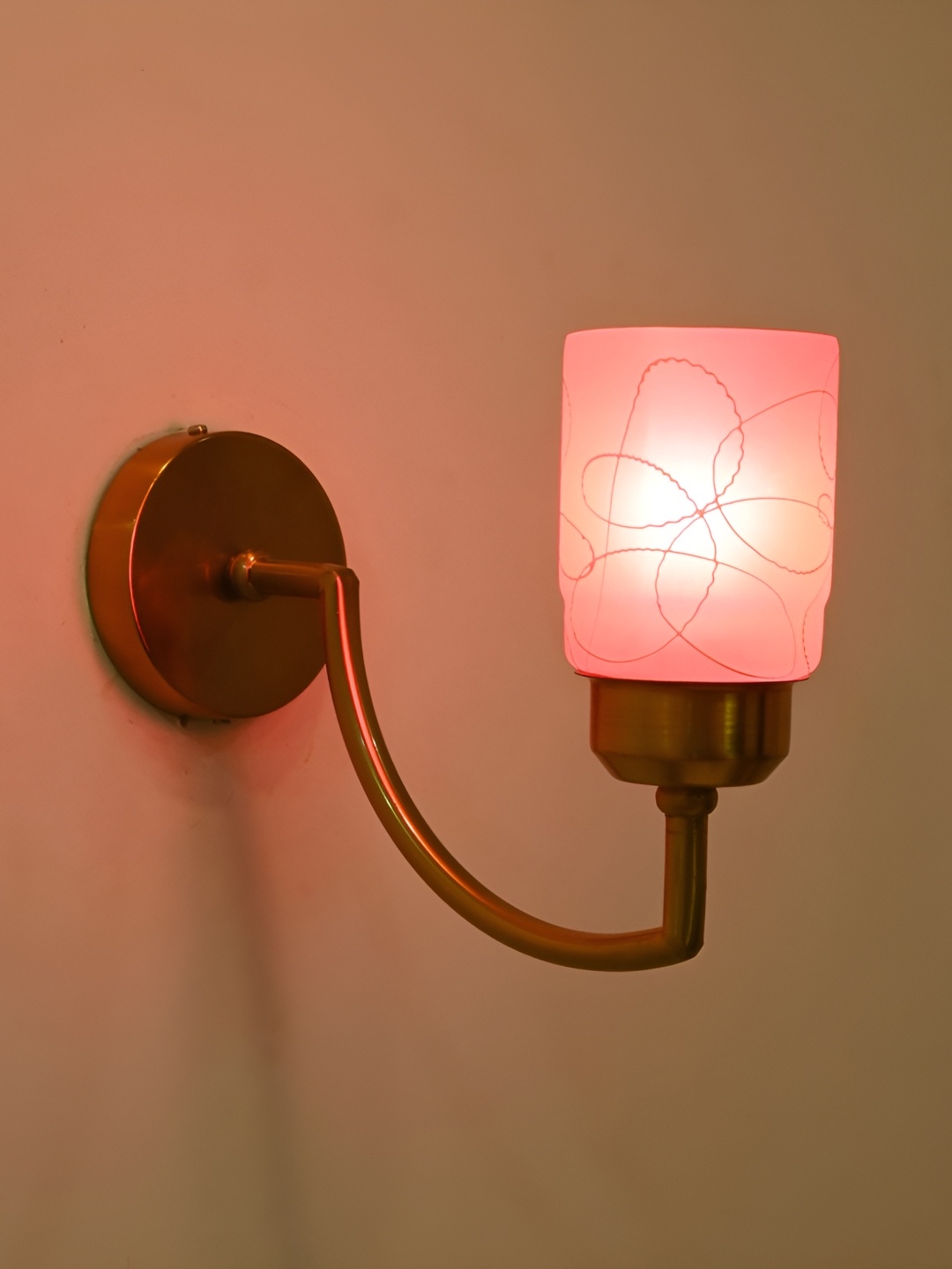 

Afast Pink & White Glass Contemporary Cylinderical Shaped Wall Lamp