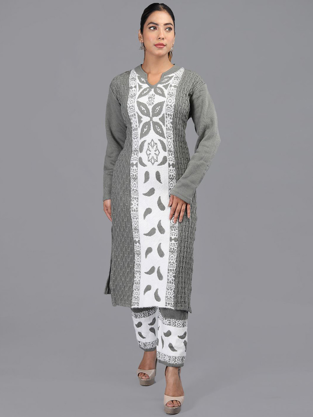 

TYSORT Floral Woven Design Mandarin Collar Knitted Weave A-Line Kurta With Trouser, Grey