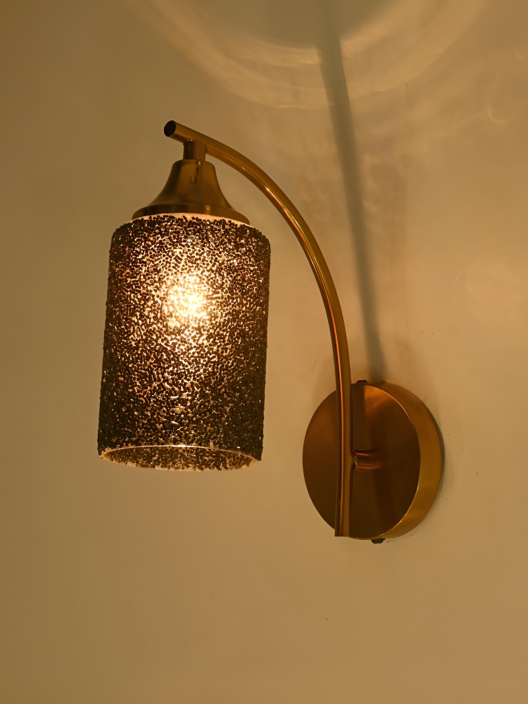 

Afast Black Glass Contemporary Cylinderical Shaped Wall Lamp