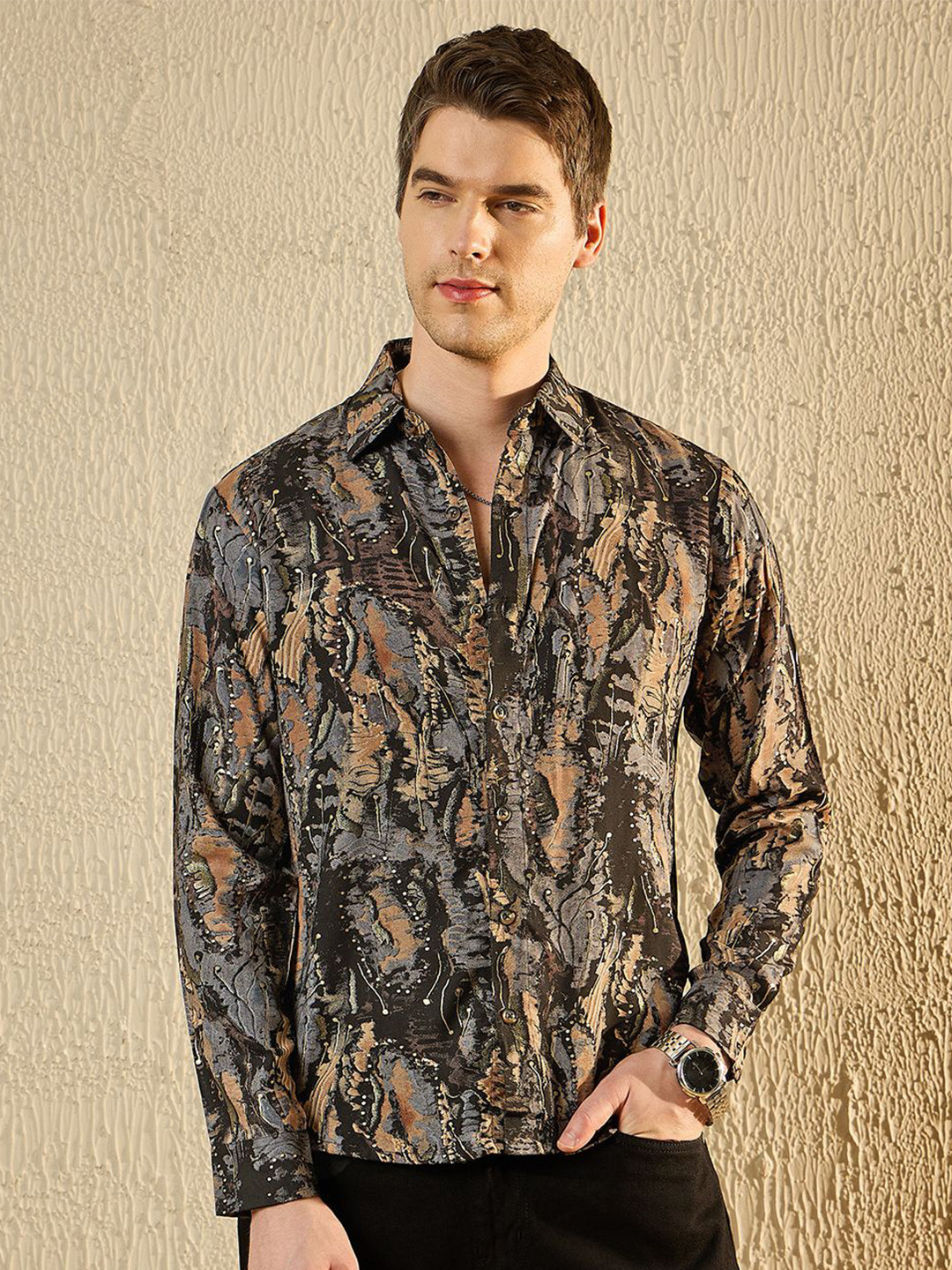 

Modeve Men Opaque Printed Casual Shirt, Black